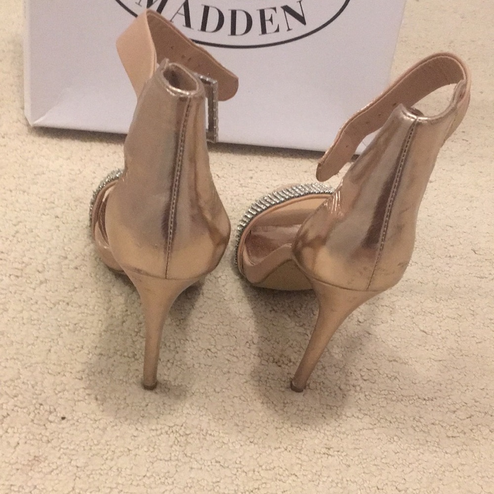 Host Pick: Steve Madden Marlen-R Rhinestone Ankle Strap Gold Stiletto 7.5 B - Picture 8 of 12